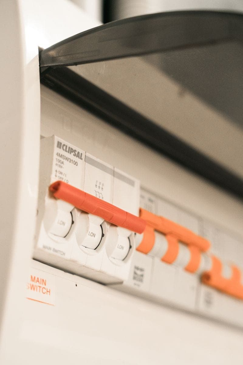 Circuit breakers in a residential distribution board